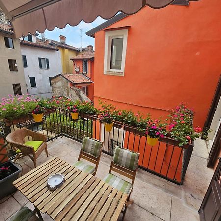 Il Cortiletto- Le Piazze Apartment Brescia Luaran gambar