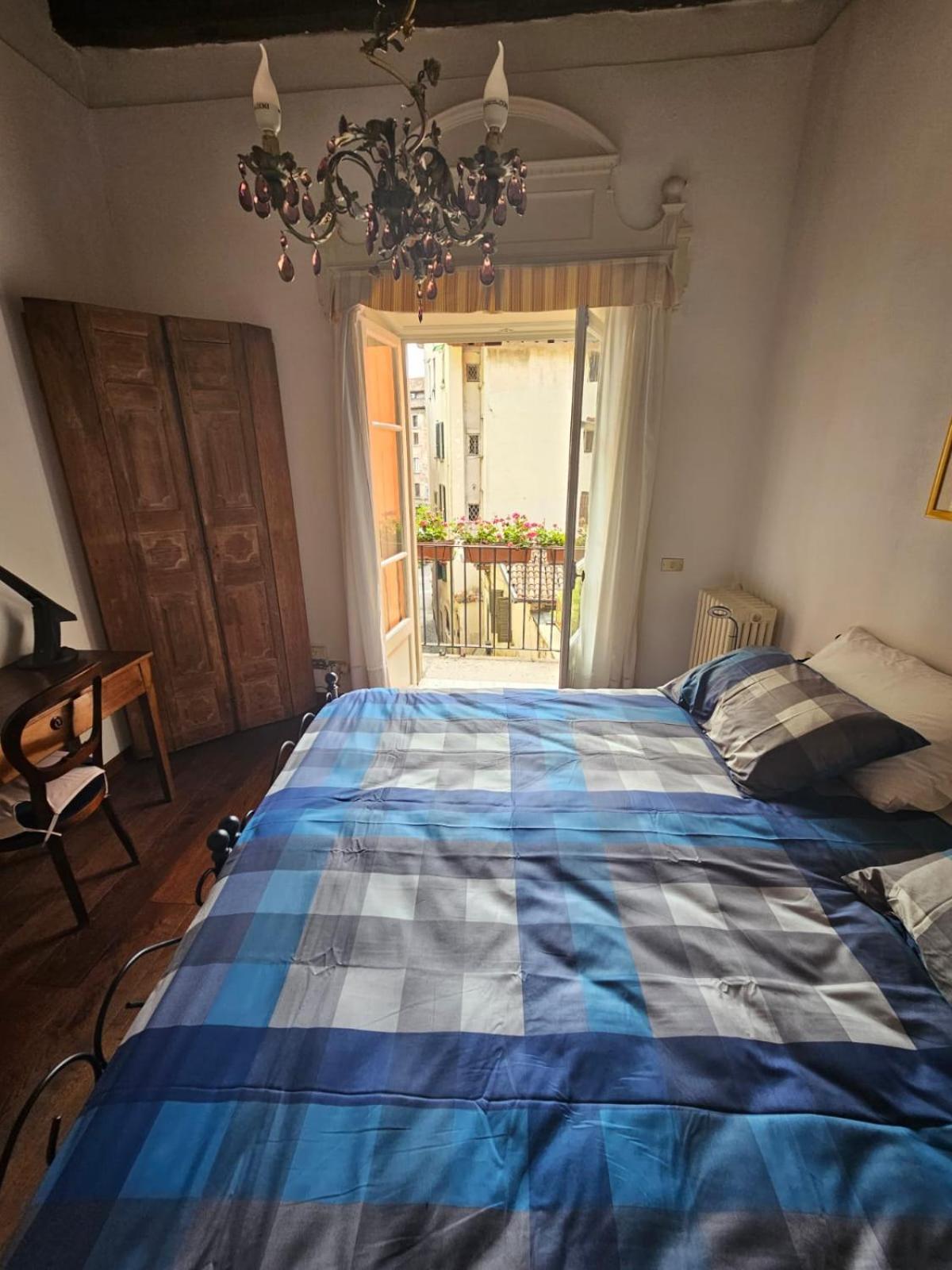Il Cortiletto- Le Piazze Apartment Brescia Luaran gambar